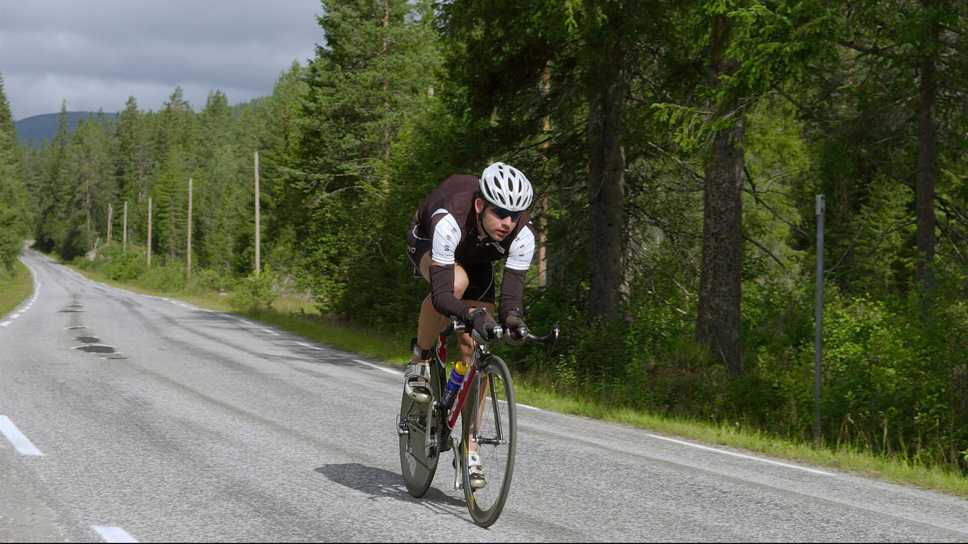 “环球巡游：五大洲极限赛段大集合”