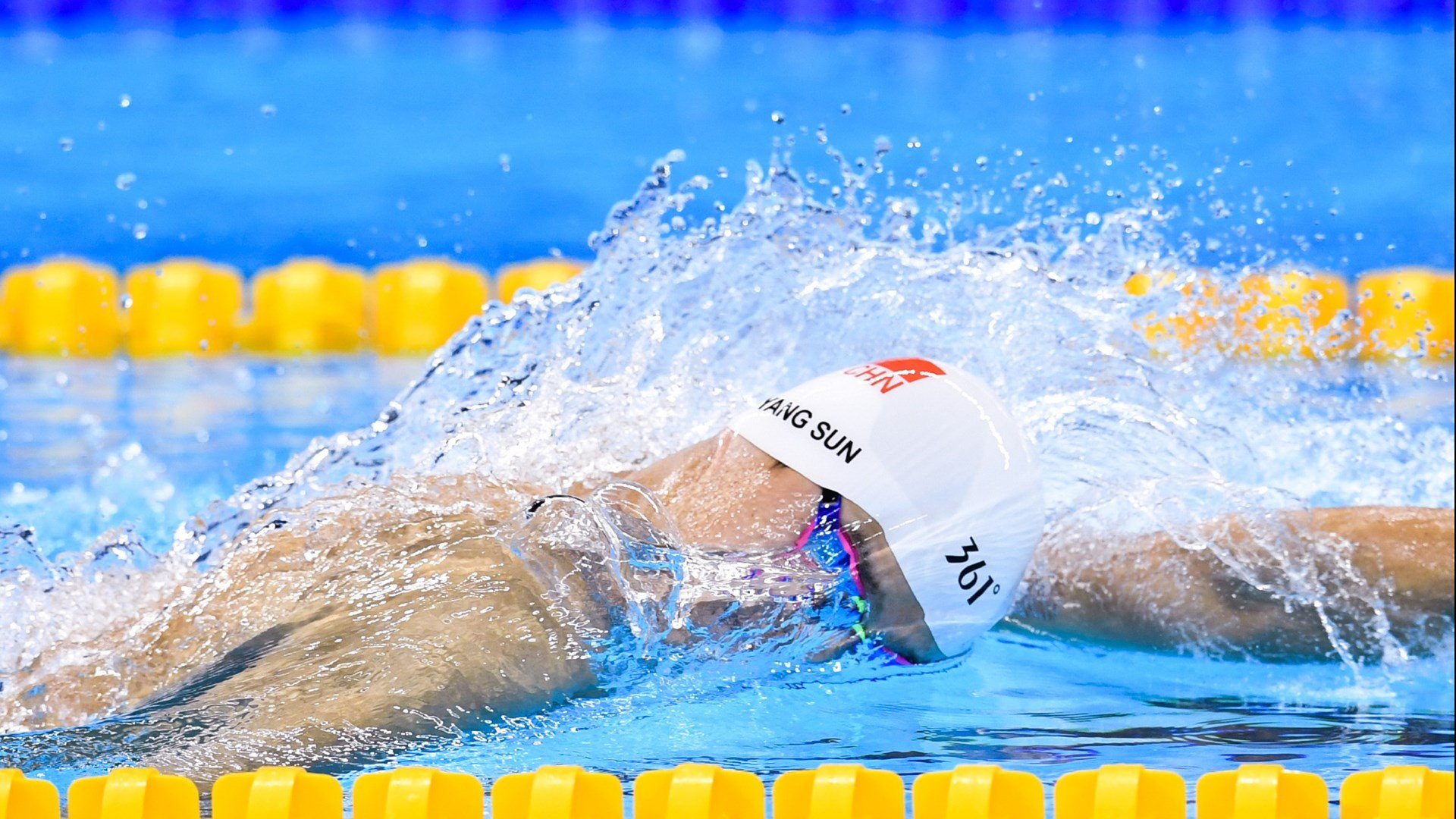 《卫报》：荷兰女足在预选赛中与西班牙队激战，荷兰女足吧